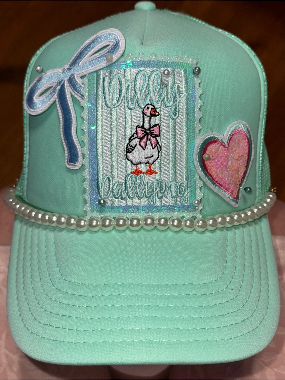 DILLY DALLYING TRUCKER HAT